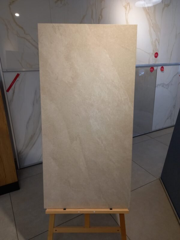 VENUS BEIGE</br><p class="dim">Dim: 60X120 cm, Cal. COM</p>